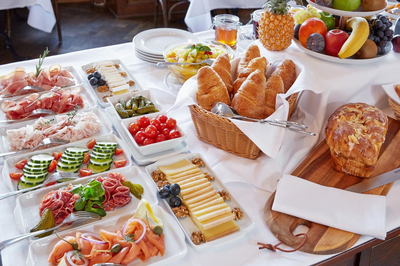 Hotel Brasserie Au Violon バーゼル エクステリア 写真