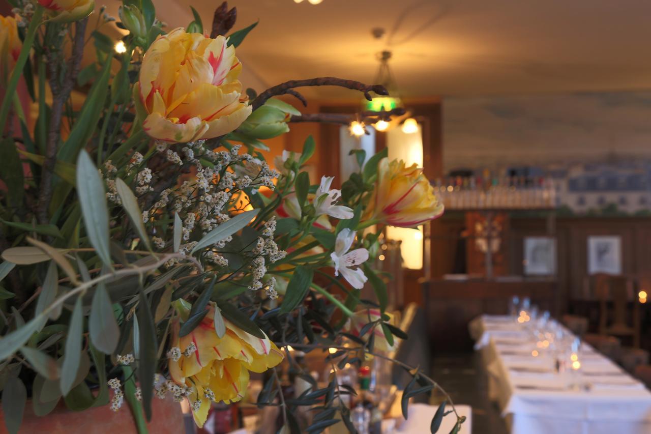 Hotel Brasserie Au Violon バーゼル エクステリア 写真